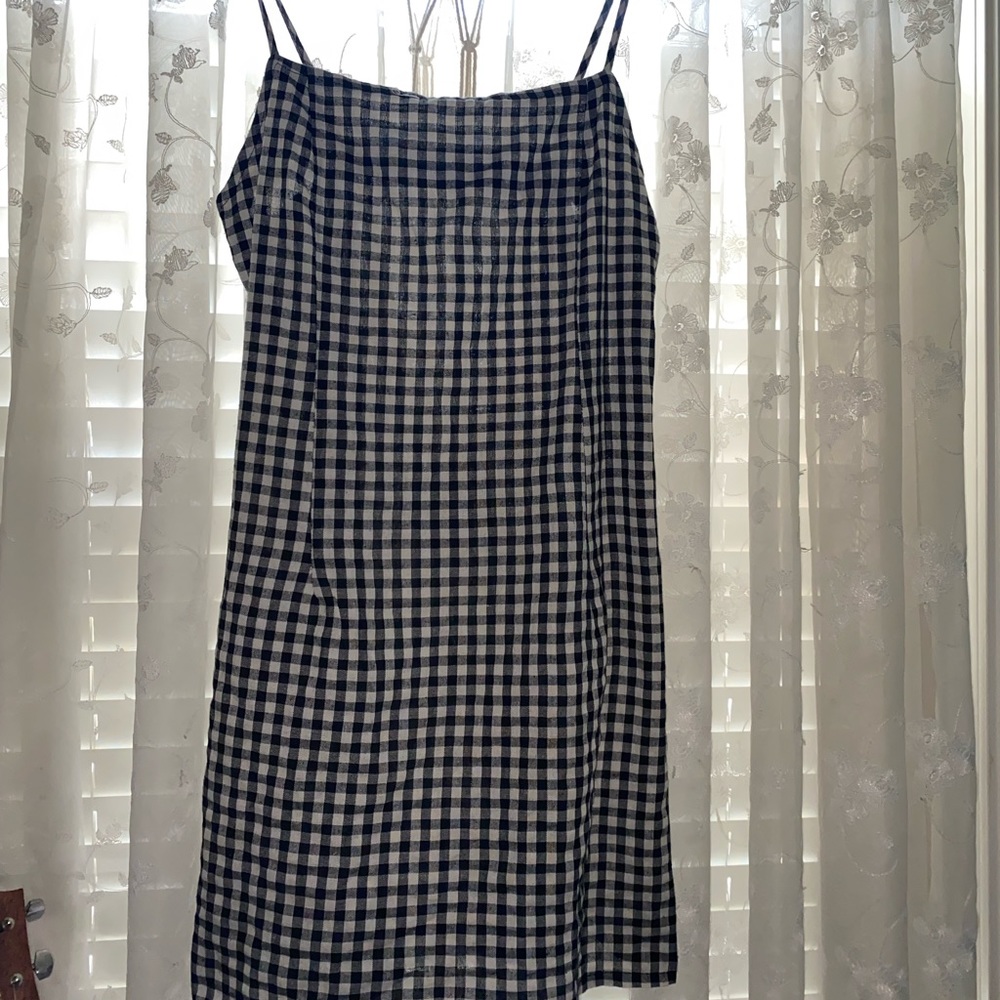 XL Black and White striped sheath bodycon dress (runs small fits medium-large)